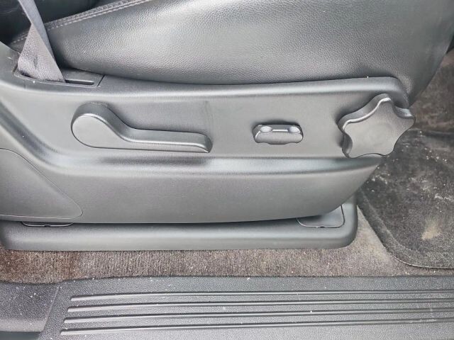 2012 Chevrolet Suburban in Wadena, MN 56482 - 18075851 28