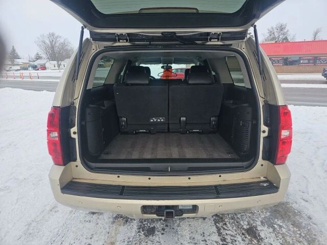 2012 Chevrolet Suburban in Wadena, MN 56482 - 18075851 4