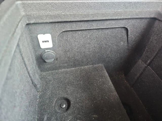 2012 Chevrolet Suburban in Wadena, MN 56482 - 18075851 31