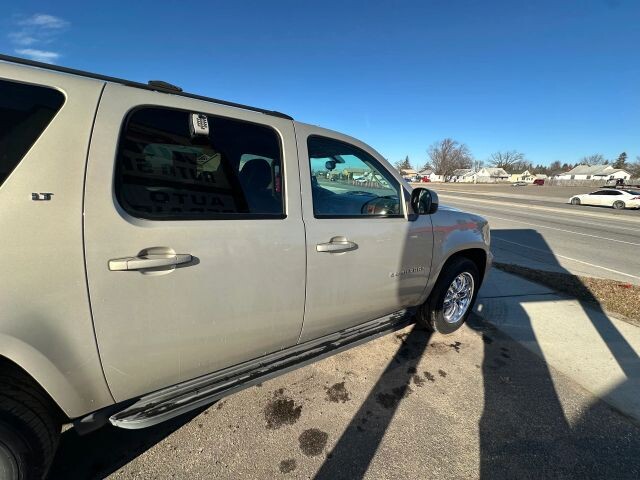 2012 Chevrolet Suburban in Wadena, MN 56482 - 18075851 4