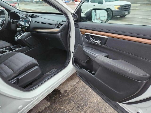 2018 Honda CR-V in Wadena, MN 56482 - 18075856 4