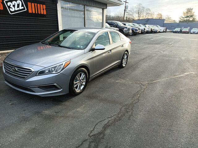 2017 Hyundai Sonata in DuBois, PA 15801 - 18075858 3