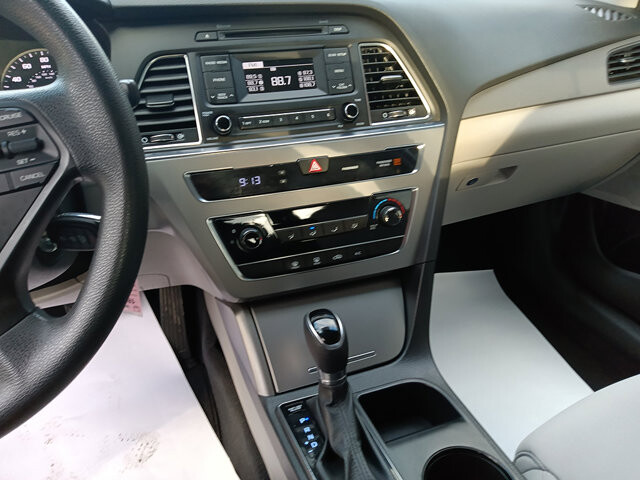2017 Hyundai Sonata in DuBois, PA 15801 - 18075858 4