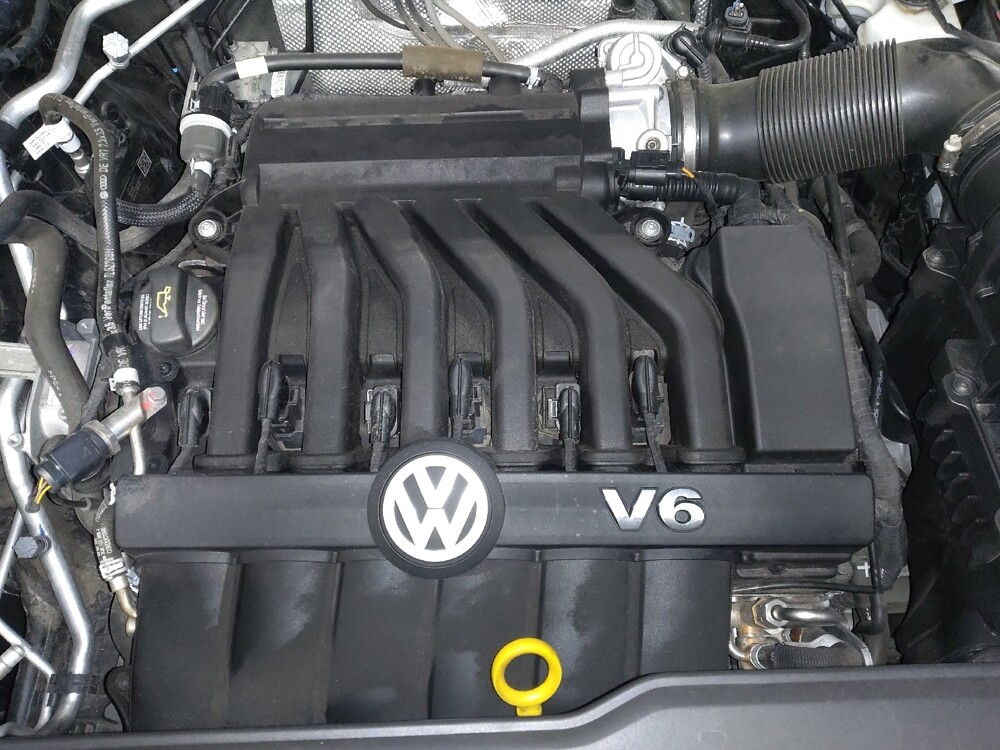 2021 Volkswagen Atlas in Jacksonville, FL 32225 - 18075936 30