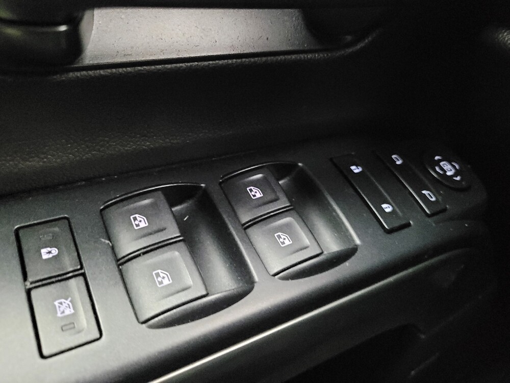 2018 Chevrolet Silverado 1500 in Antioch, TN 37013 - 18075968 27