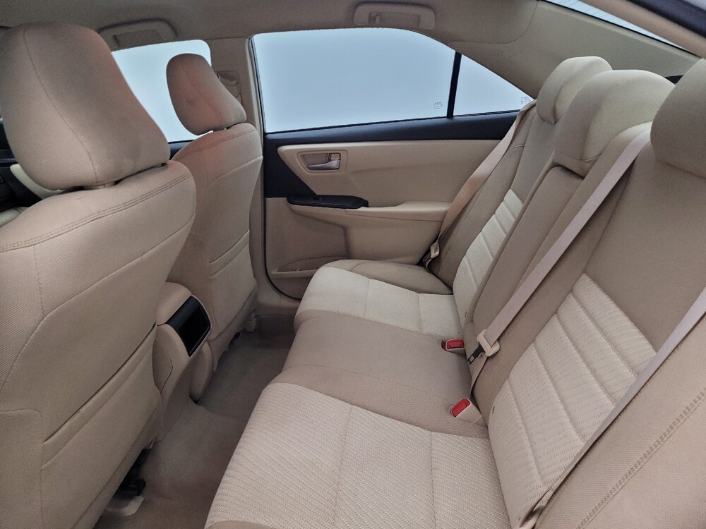 2015 Toyota Camry in Toledo, OH 43617 - 18075985 18