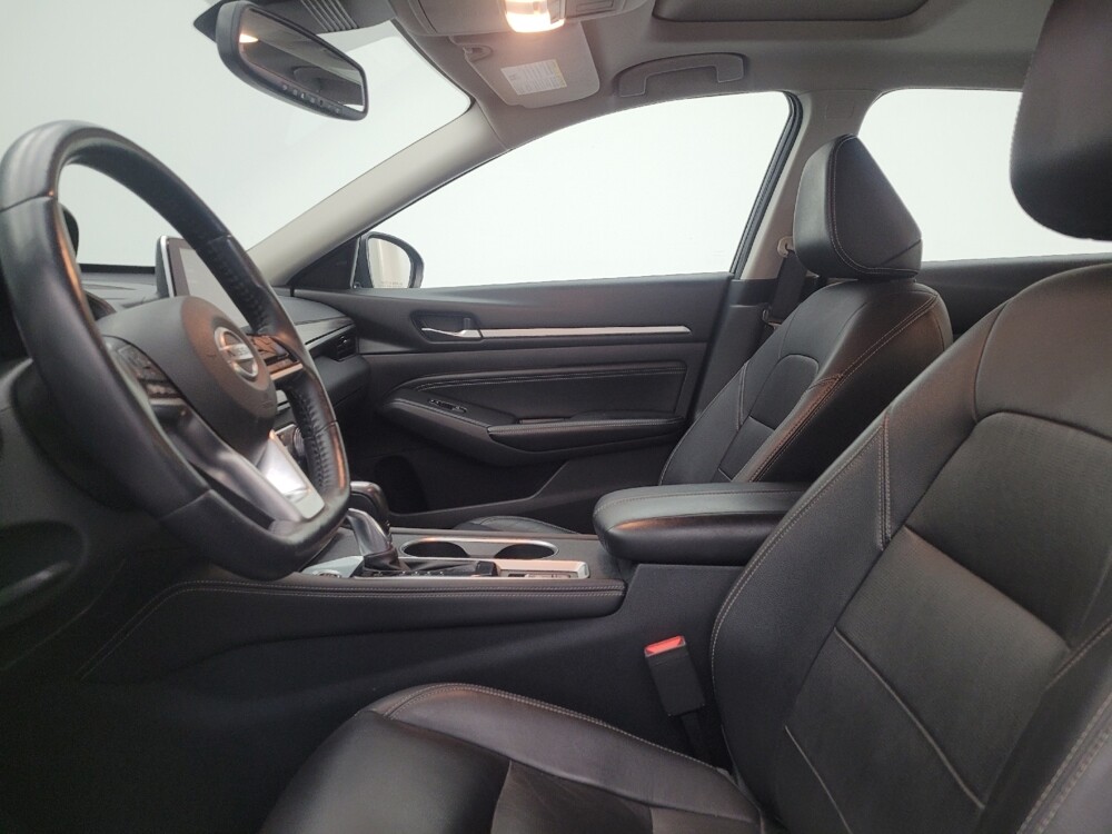 2019 Nissan Altima in Lexington, KY 40509 - 18075988 17