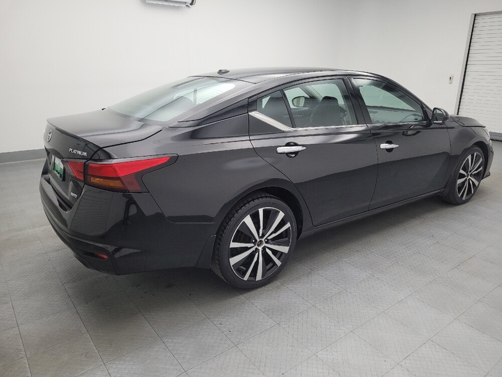 2019 Nissan Altima in Lexington, KY 40509 - 18075988 10