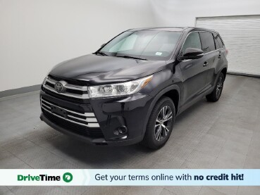 2019 Toyota Highlander in Maple Heights, OH 44137