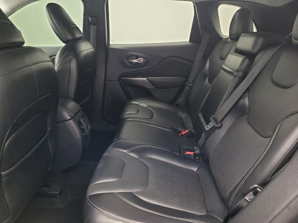 2019 Jeep Cherokee in Kissimmee, FL 34744 - 18076023 18