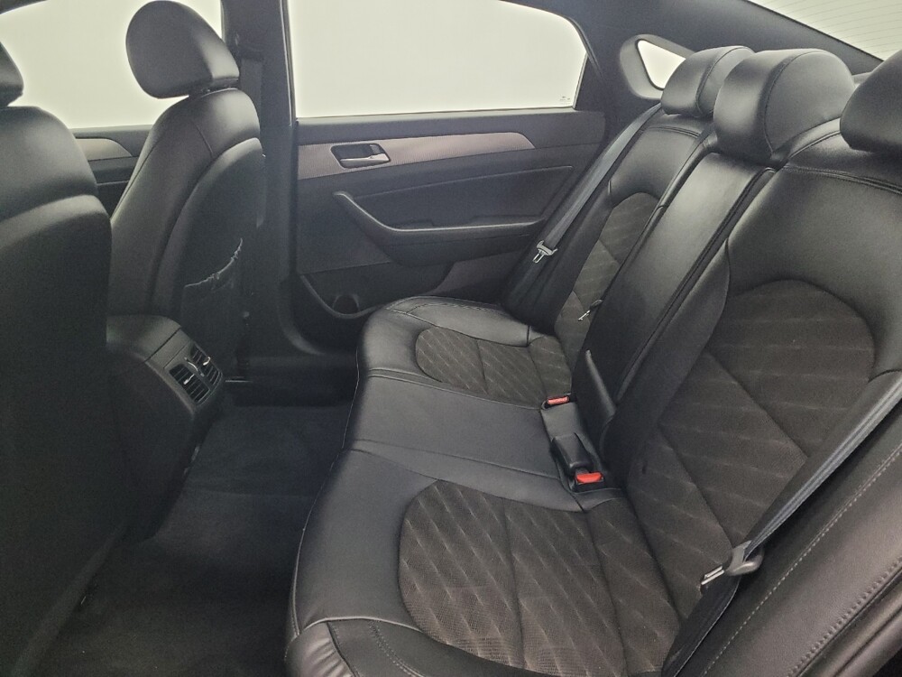 2018 Hyundai Sonata in Savannah, GA 31419 - 18076025 18