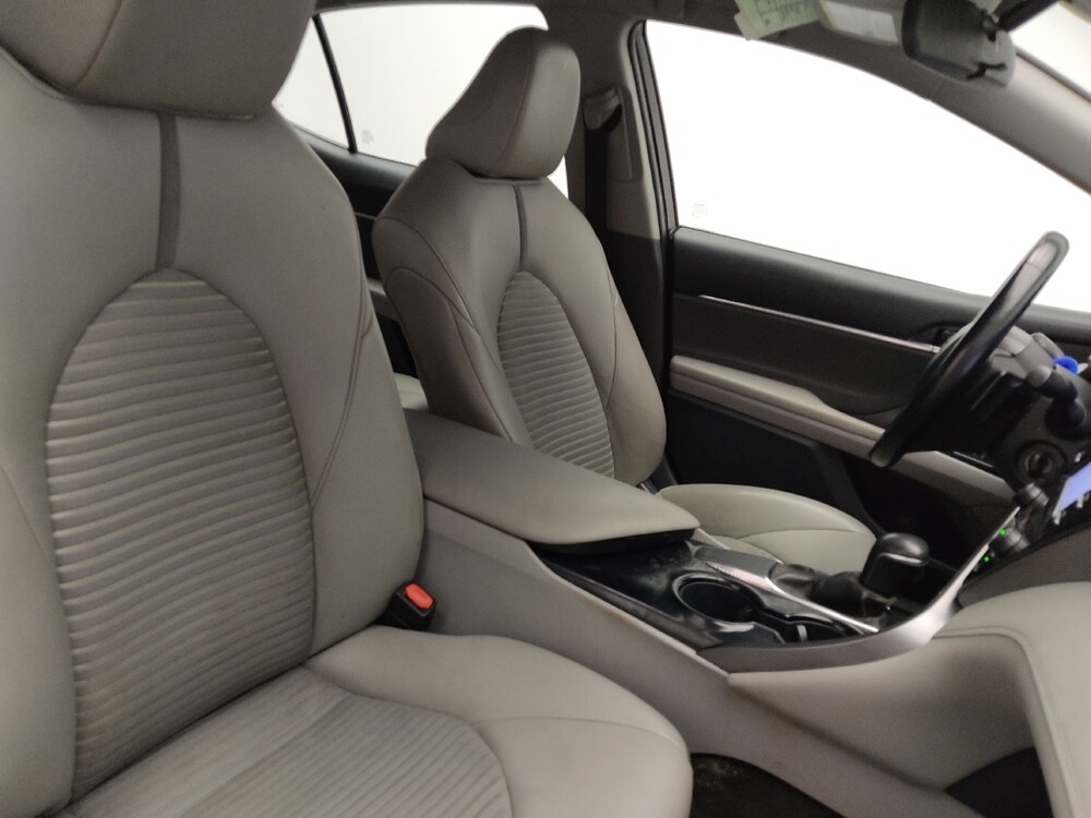 2020 Toyota Camry in Conyers, GA 30094 - 18076050 21