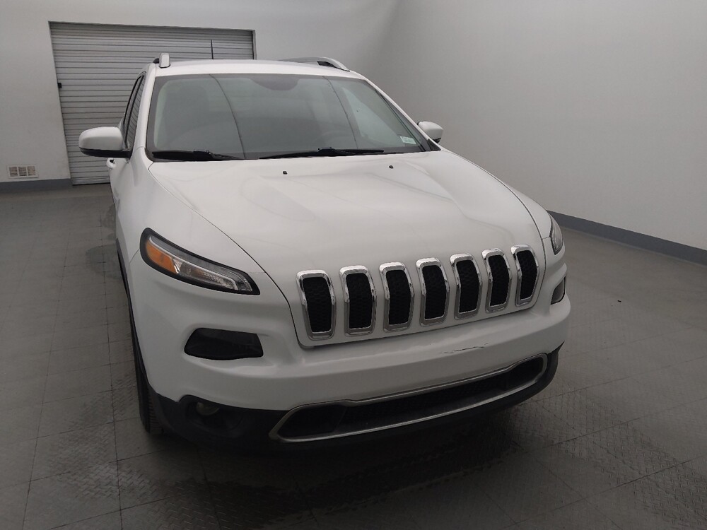 2018 Jeep Cherokee in Houston, TX 77060 - 18076055 14