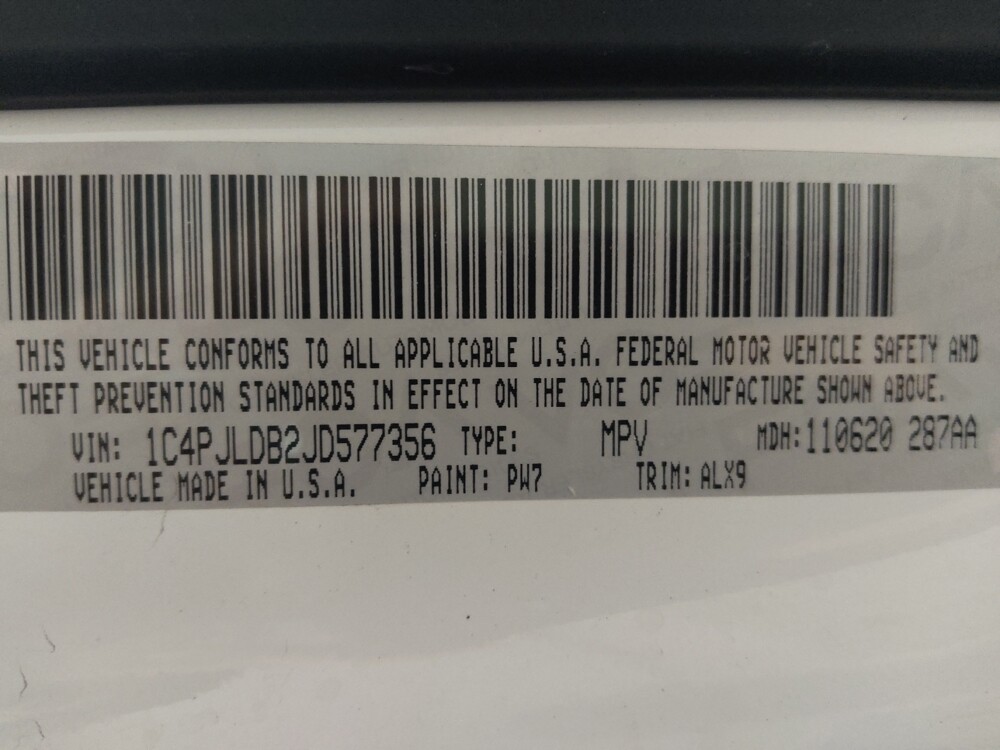 2018 Jeep Cherokee in Houston, TX 77060 - 18076055 33