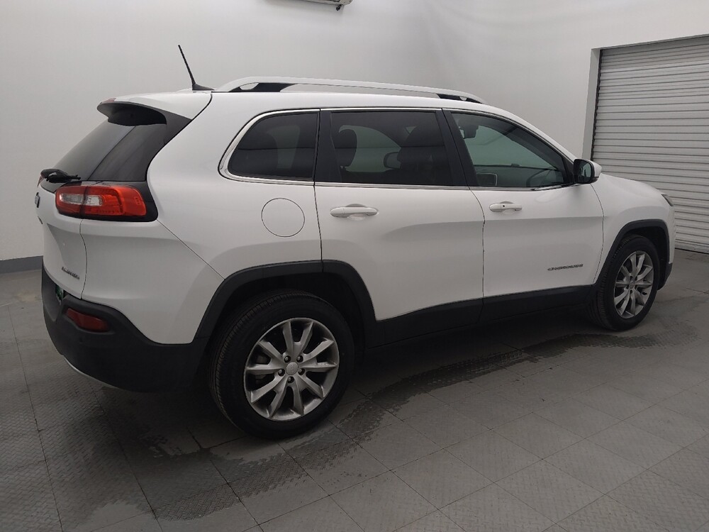 2018 Jeep Cherokee in Houston, TX 77060 - 18076055 10