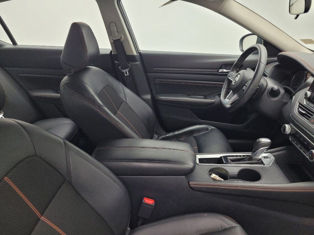 2019 Nissan Altima in Winston-Salem, NC 27103 - 18076063 21