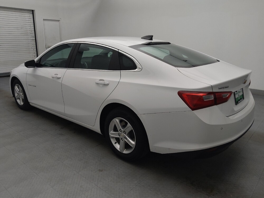 2021 Chevrolet Malibu in Winston-Salem, NC 27103 - 18076064 3