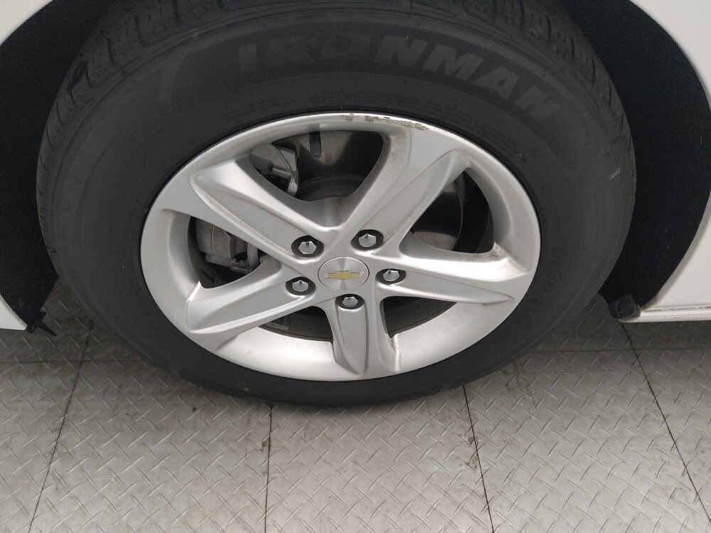 2021 Chevrolet Malibu in Winston-Salem, NC 27103 - 18076064 31