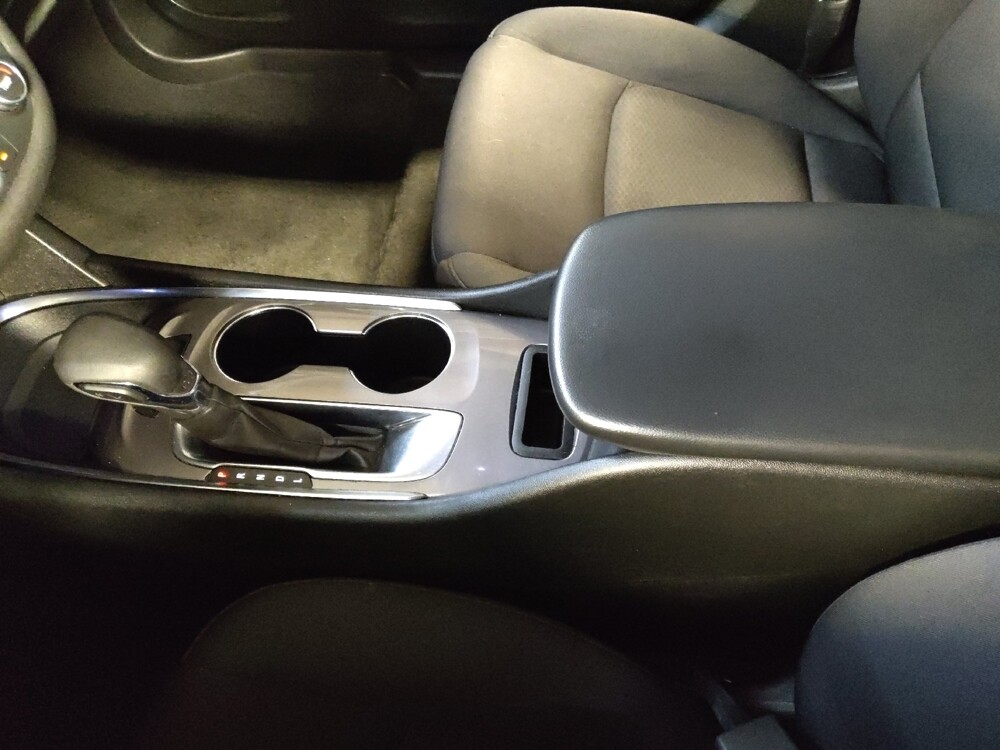 2021 Chevrolet Malibu in Winston-Salem, NC 27103 - 18076064 26