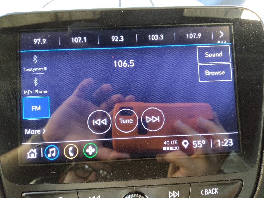 2021 Chevrolet Malibu in Winston-Salem, NC 27103 - 18076064 25