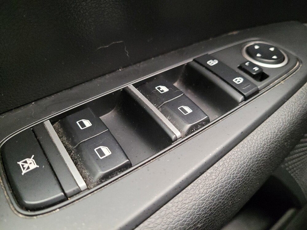 2022 Kia Forte in Torrance, CA 90504 - 18076084 27