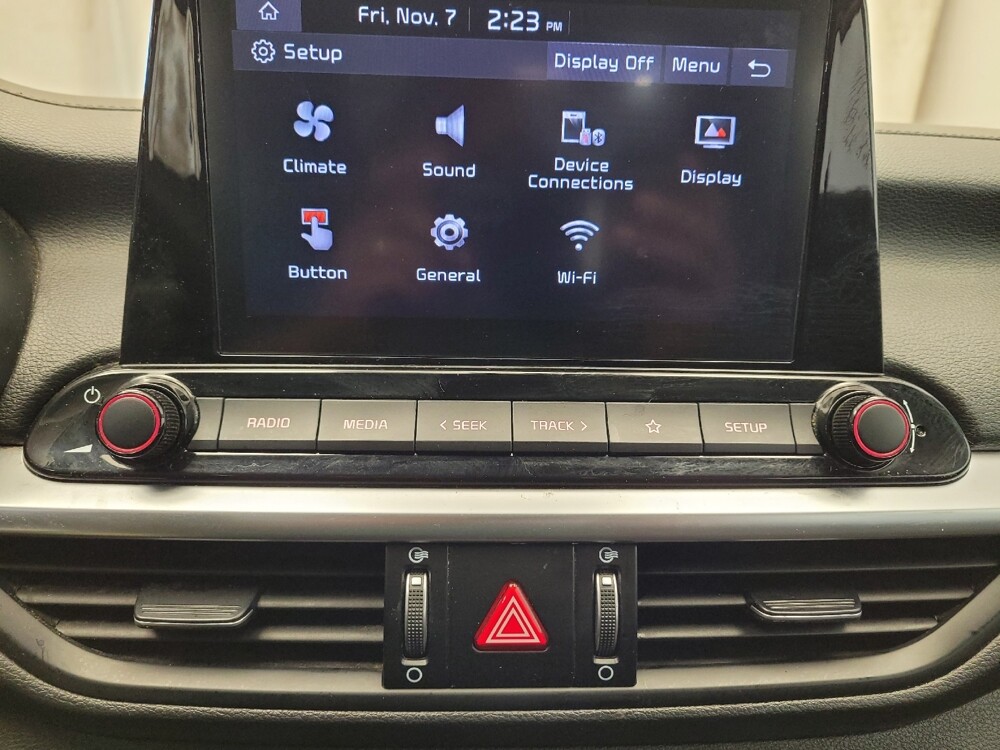 2022 Kia Forte in Torrance, CA 90504 - 18076084 25