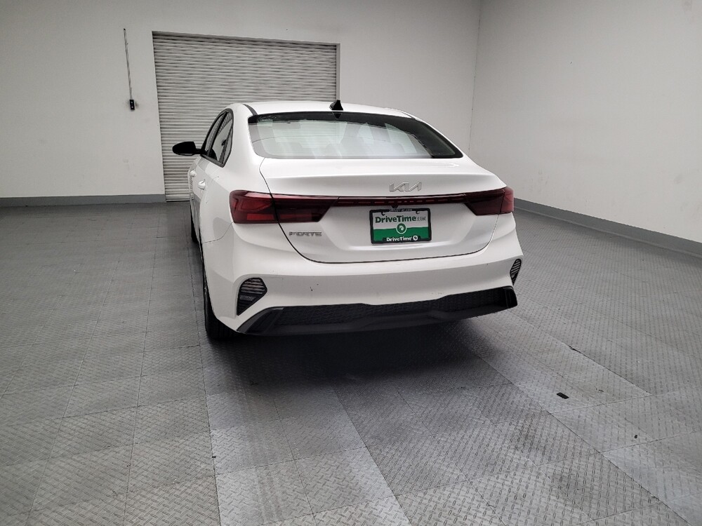 2022 Kia Forte in Torrance, CA 90504 - 18076084 6