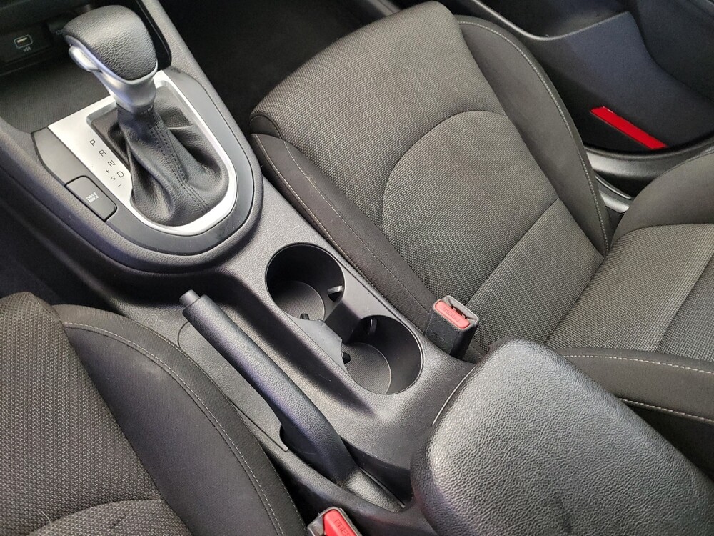 2022 Kia Forte in Torrance, CA 90504 - 18076084 26