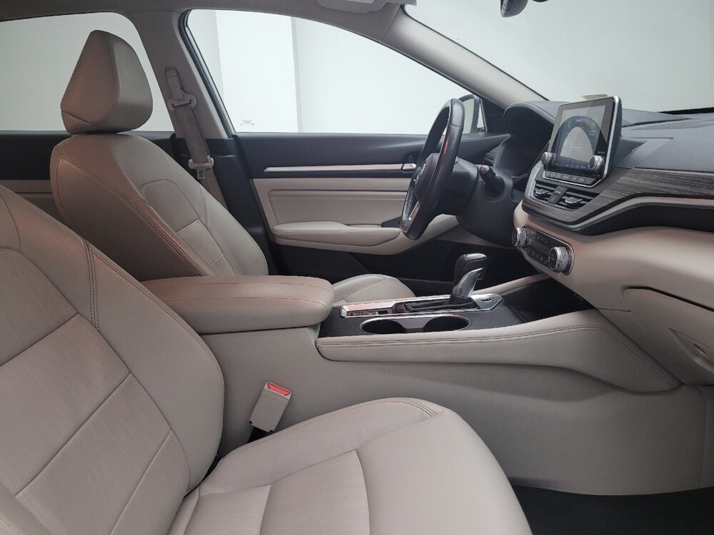 2019 Nissan Altima in Ft Wayne, IN 46805 - 18076089 21