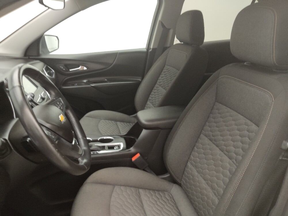 2018 Chevrolet Equinox in Fayetteville, NC 28304 - 18076090 17