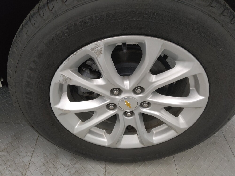 2018 Chevrolet Equinox in Fayetteville, NC 28304 - 18076090 31