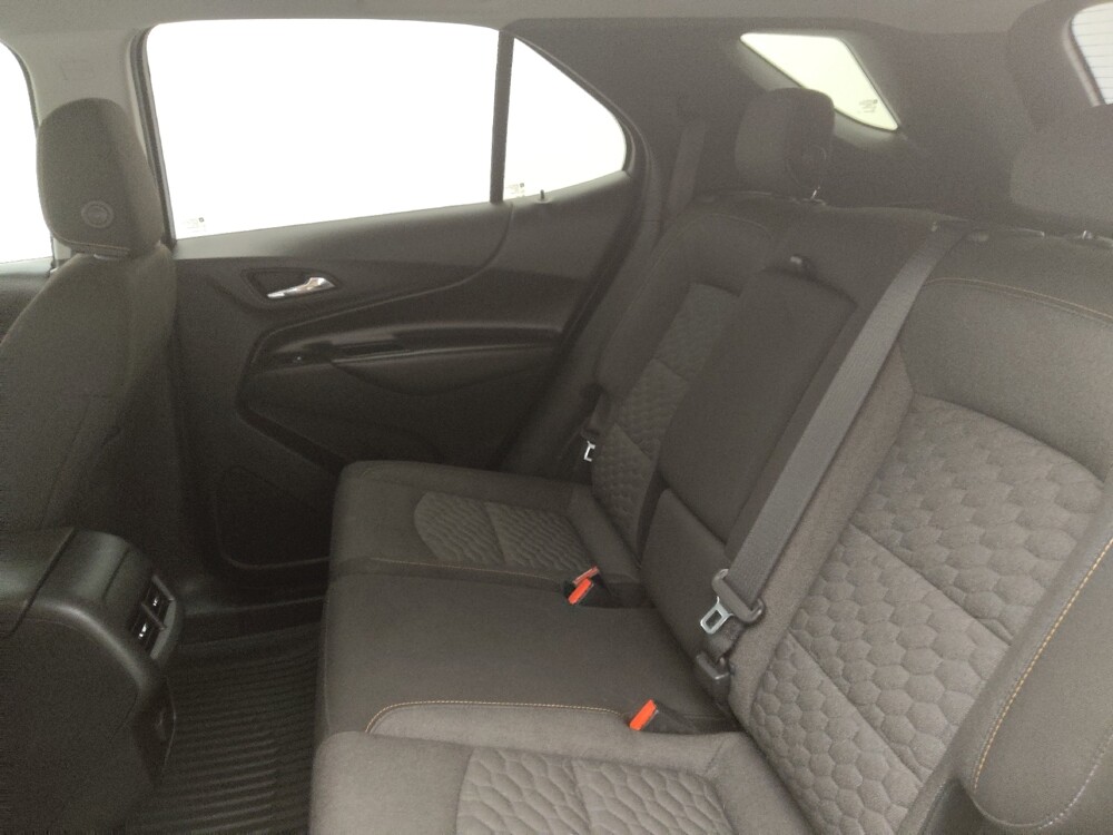 2018 Chevrolet Equinox in Fayetteville, NC 28304 - 18076090 18