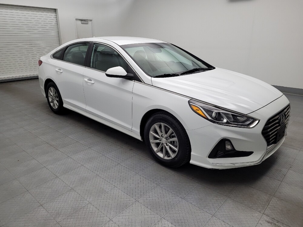 2018 Hyundai Sonata in Cincinnati, OH 45255 - 18076113 11