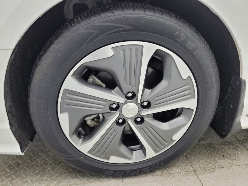 2019 Hyundai Sonata in Winston-Salem, NC 27103 - 18076132 31