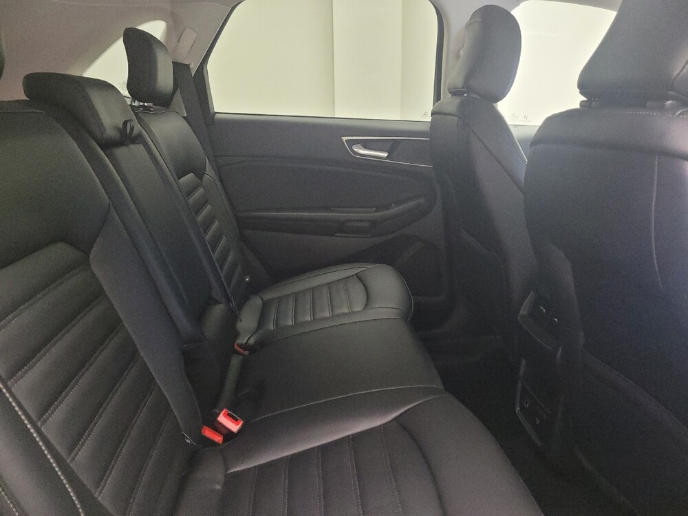 2022 Ford Edge in Grand Rapids, MI 49508 - 18076157 19