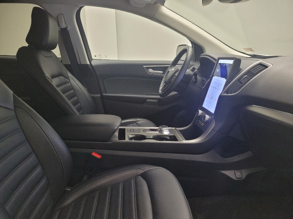 2022 Ford Edge in Grand Rapids, MI 49508 - 18076157 21
