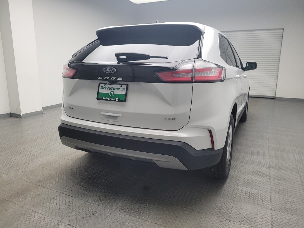 2022 Ford Edge in Grand Rapids, MI 49508 - 18076157 7