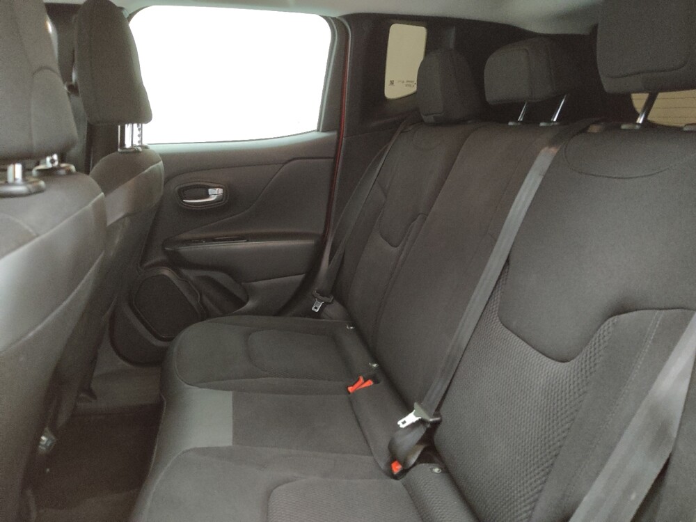 2019 Jeep Renegade in Wichita, KS 67207 - 18076197 18