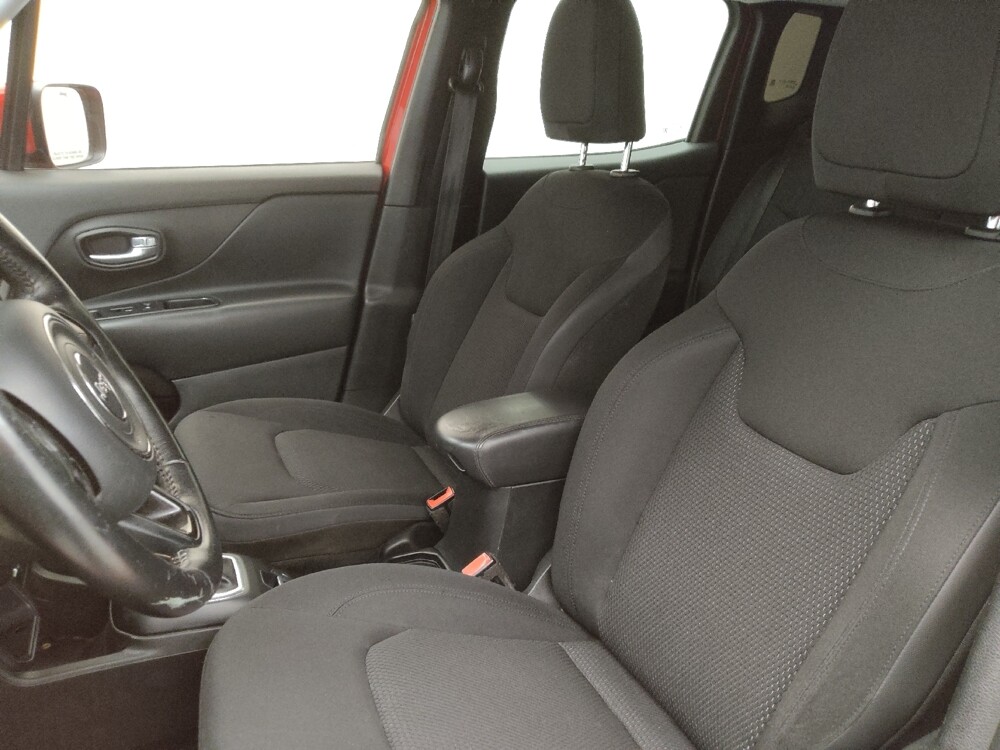2019 Jeep Renegade in Wichita, KS 67207 - 18076197 17
