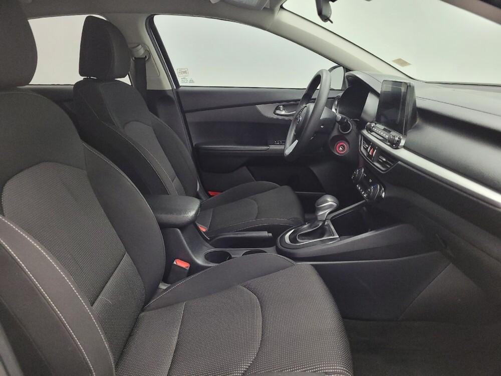 2019 Kia Forte in Huntsville, AL 35816 - 18076215 21