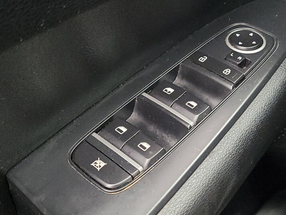 2019 Kia Forte in Huntsville, AL 35816 - 18076215 27