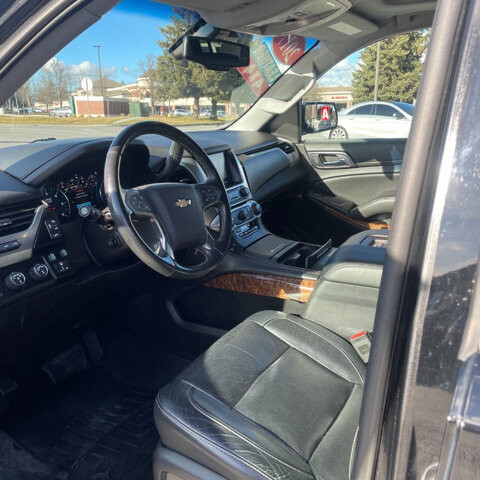 2017 Chevrolet Suburban in Coeur d&amp;#039;Alene, ID 83815 - 18076220 9