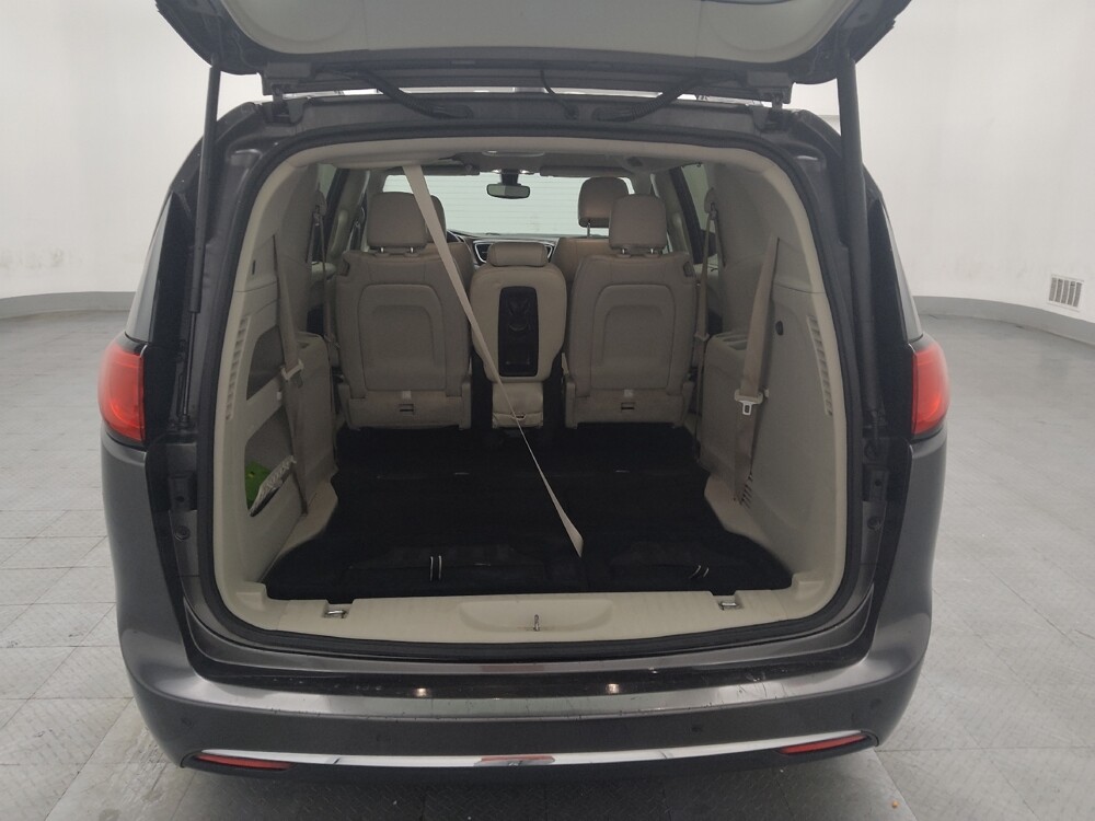 2017 Chrysler Pacifica in Jackson, MS 39211 - 18076241 29