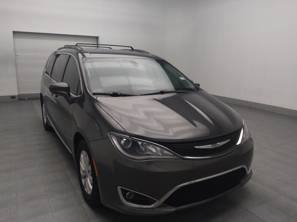 2017 Chrysler Pacifica in Jackson, MS 39211 - 18076241 13