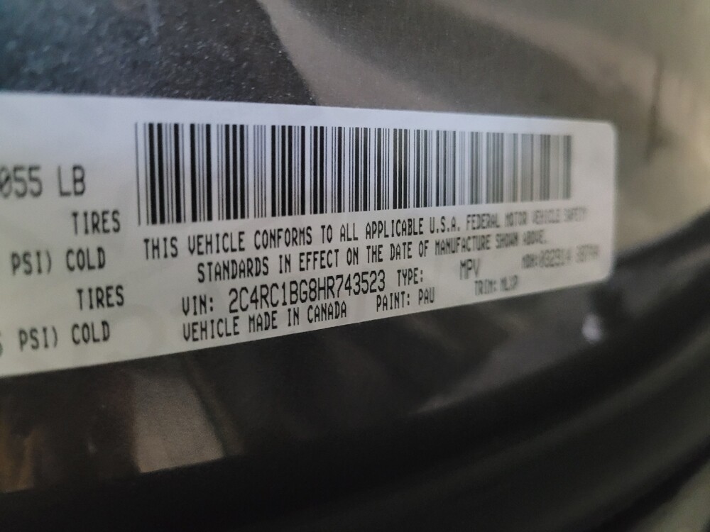 2017 Chrysler Pacifica in Jackson, MS 39211 - 18076241 33