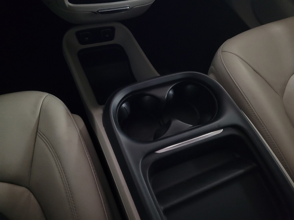 2017 Chrysler Pacifica in Jackson, MS 39211 - 18076241 26