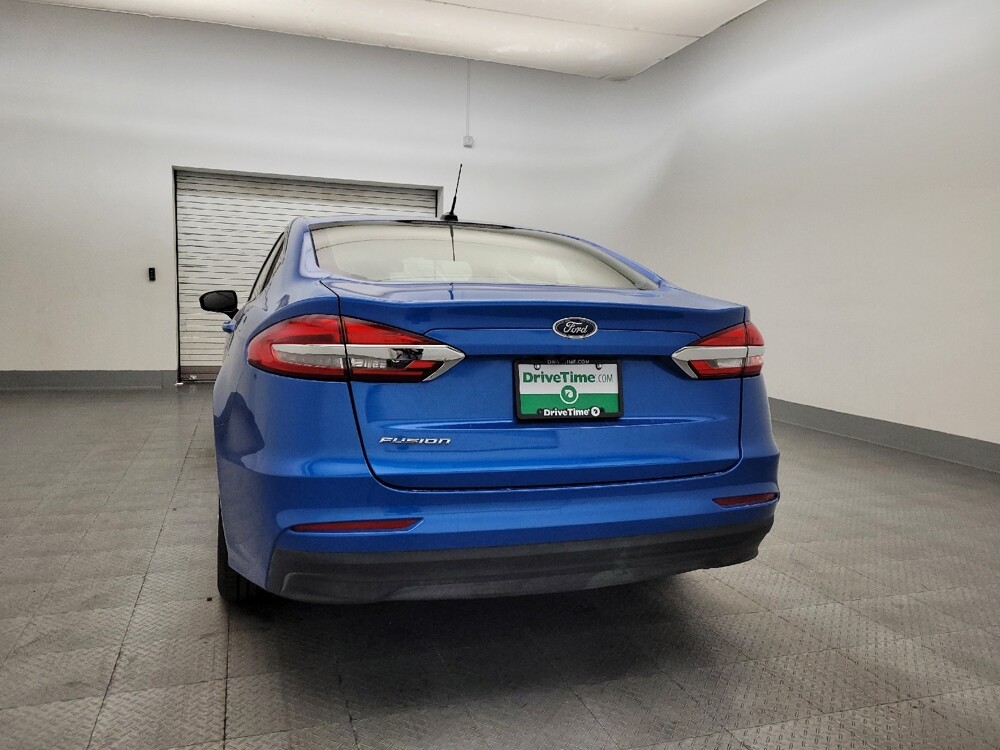 2019 Ford Fusion in Glendale, AZ 85301 - 18076258 6