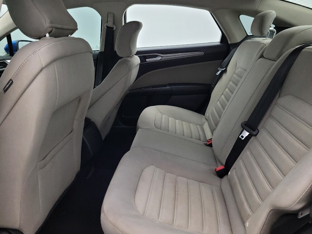 2019 Ford Fusion in Glendale, AZ 85301 - 18076258 18