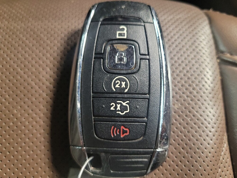 2018 Lincoln MKC in Fort Myers, FL 33907 - 18076262 31