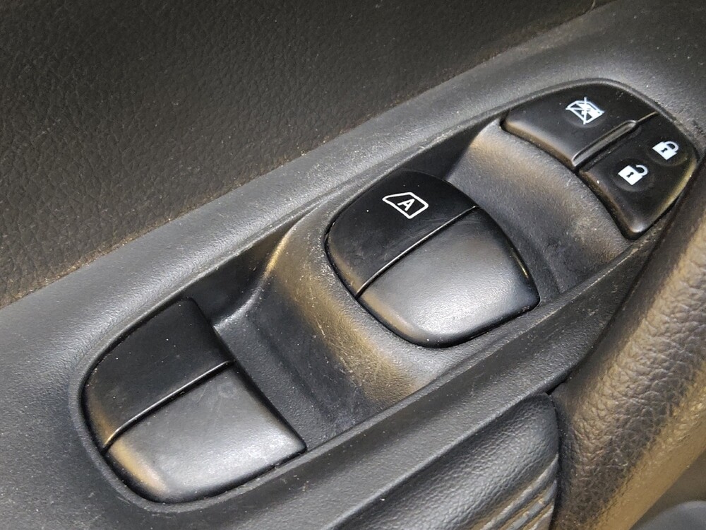 2017 Nissan Rogue in Raleigh, NC 27604 - 18076272 27